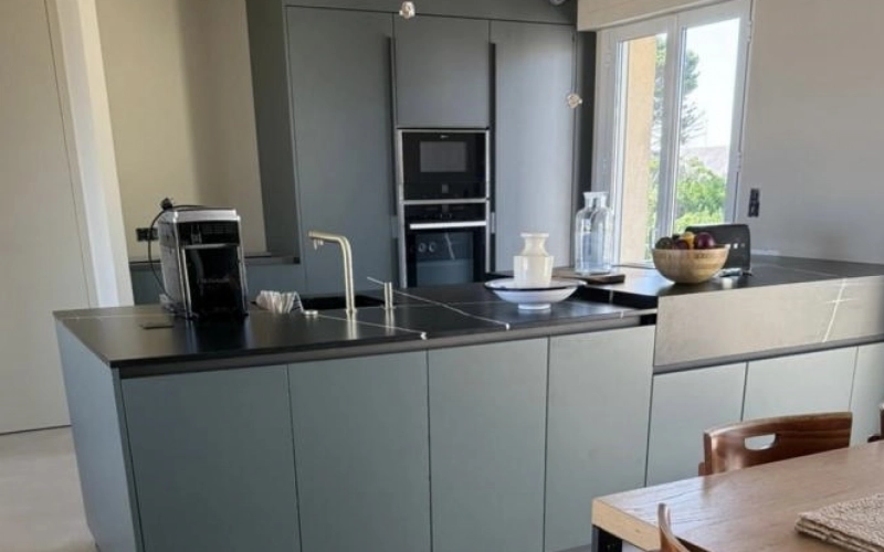 Peinture et vernissage intérieur dans le Calvados Peinture et vernissage intérieur dans le Calvados